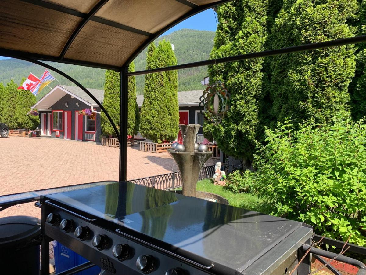 Arrow Lake Motel Fauquier Εξωτερικό φωτογραφία