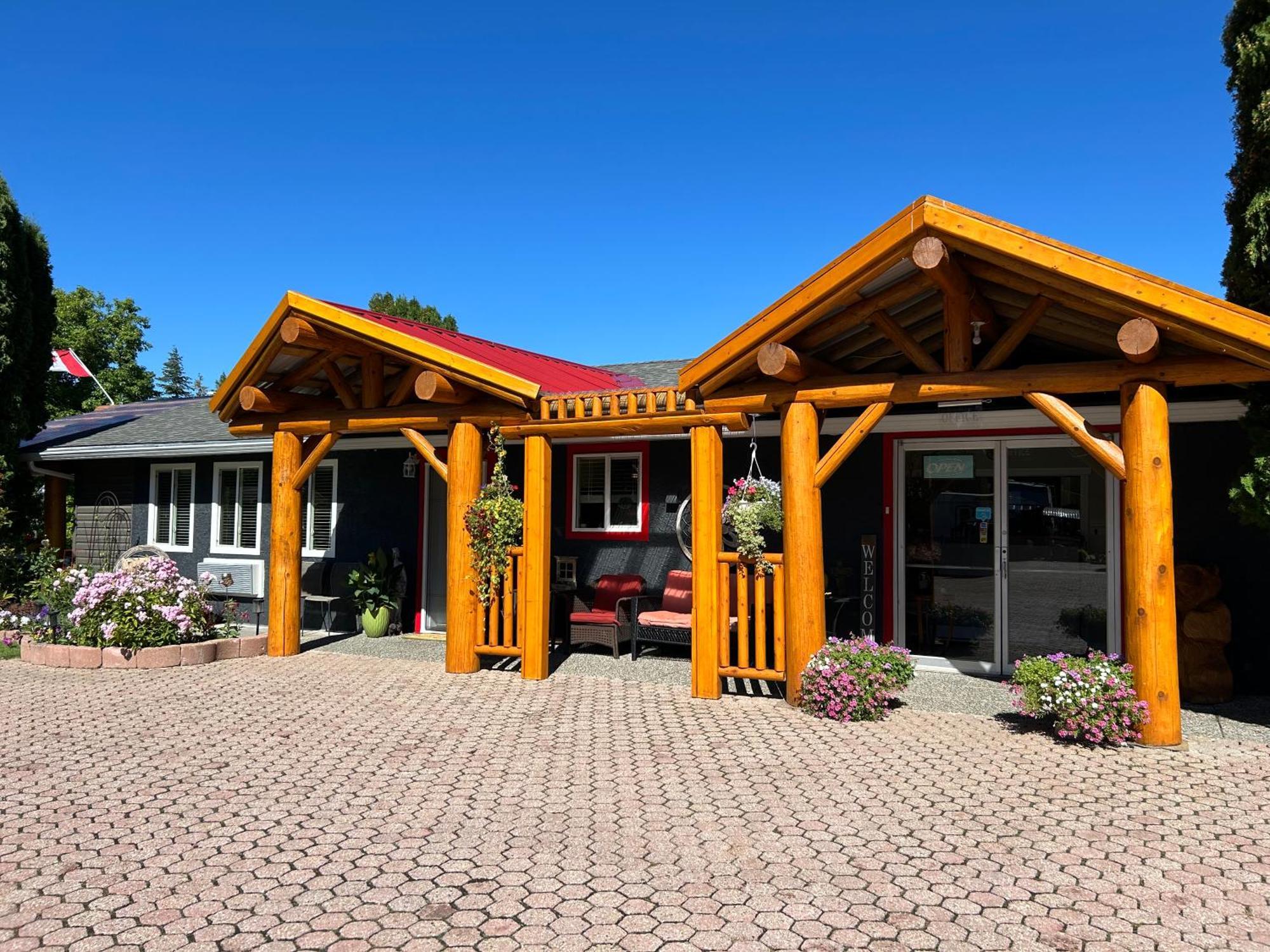 Arrow Lake Motel Fauquier Εξωτερικό φωτογραφία