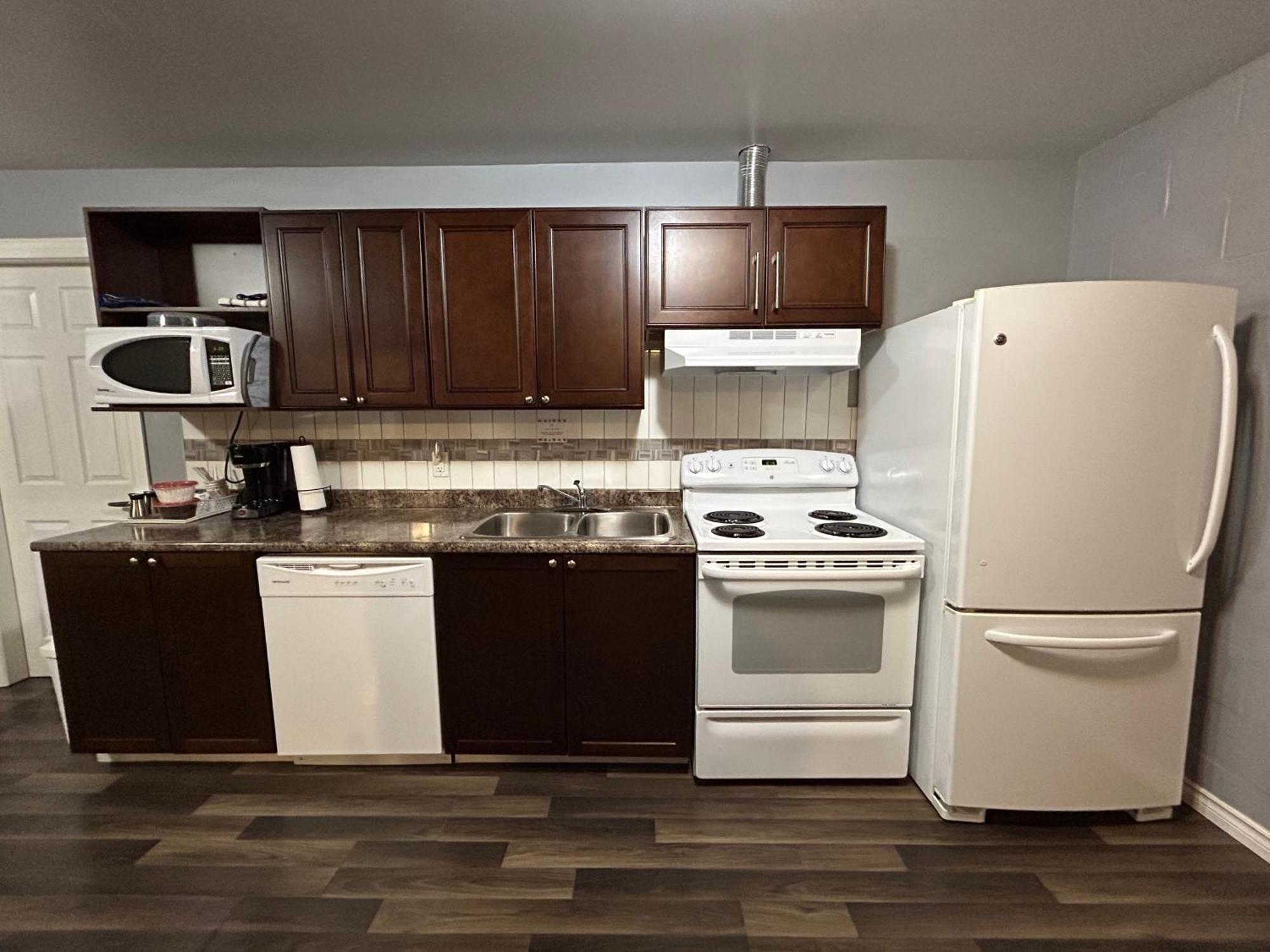 Arrow Lake Motel Fauquier Εξωτερικό φωτογραφία