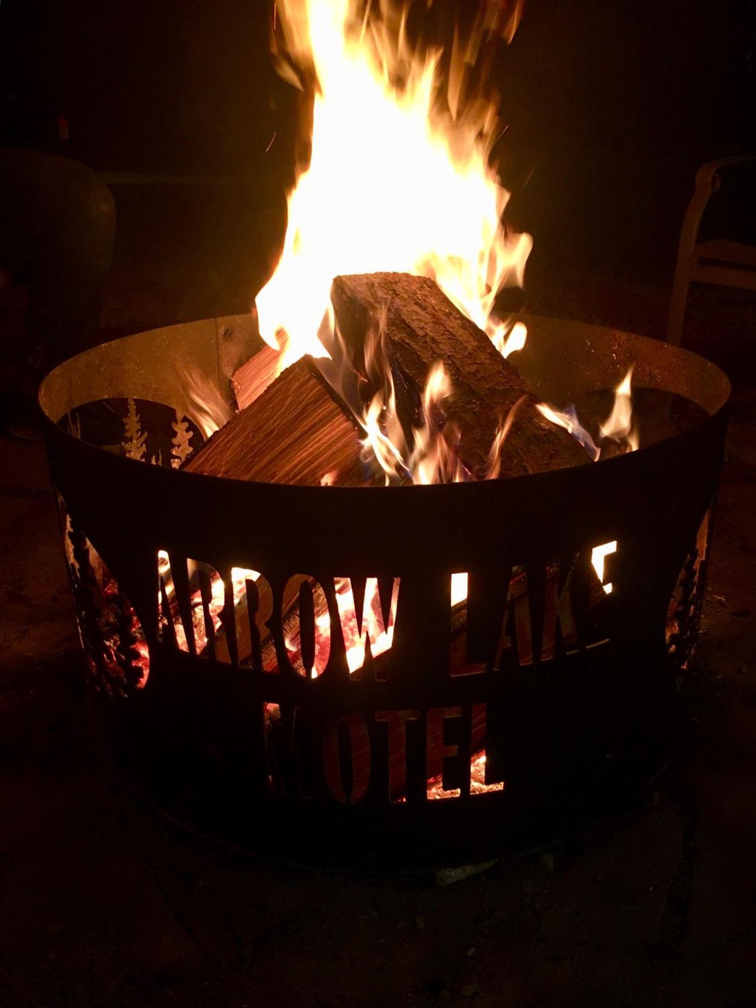 Arrow Lake Motel Fauquier Εξωτερικό φωτογραφία
